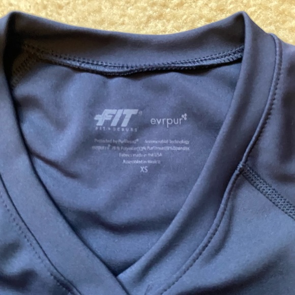 Fit Scrubs Evrpur® Women's "Pocket Plus" Scrub Top - Picture 5 of 6